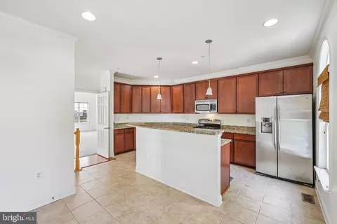 Kitchen - 809 Mchenry St, Baltimore, MD 21230 photo 4 of 8