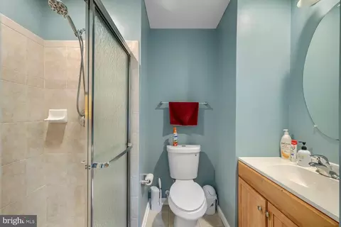 Bath - 809 Mchenry St, Baltimore, MD 21230 photo 2 of 2