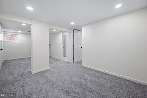 Entry Way - 5510 Sefton Ave, Baltimore, MD 21214 photo 8 of 9