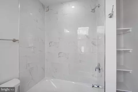Bath - 3706 Overview Rd, Baltimore, MD 21215 photo 4 of 4