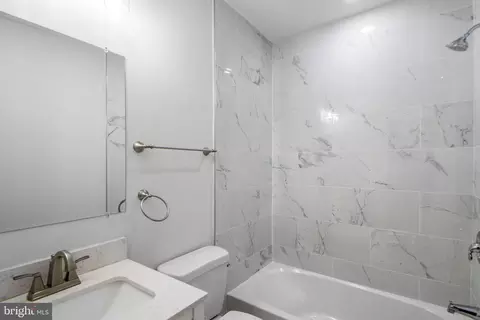 Bath - 3706 Overview Rd, Baltimore, MD 21215 photo 1 of 4
