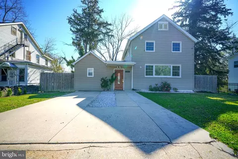 2001 Denison St, Baltimore, MD 21216