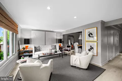 Living - 256 Waxter Way, Baltimore, MD 21217 photo 6 of 7