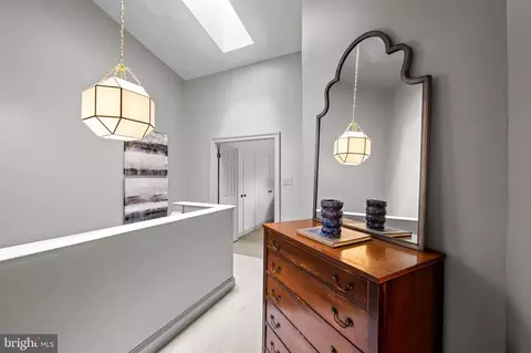 Entry Way - 256 Waxter Way, Baltimore, MD 21217 photo 5 of 7