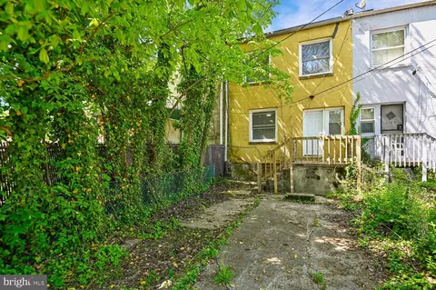 Exterior - 5105 Chalgrove Ave, Baltimore, MD 21215 photo 2 of 2