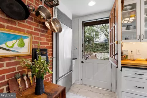 Other - 224 Tunbridge Rd, Baltimore, MD 21212 photo 2 of 15