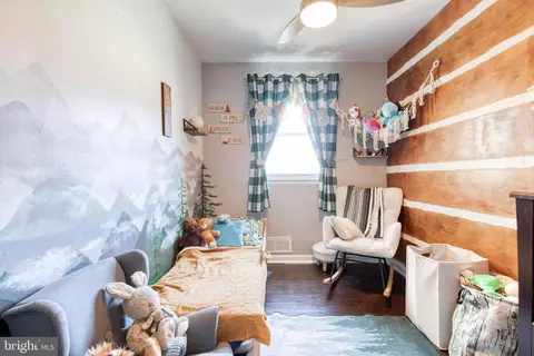 Bedroom - 3708 Keene Ave, Baltimore, MD 21206 photo 4 of 4
