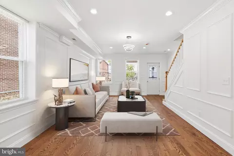 Living - 3525 Cliftmont Ave, Baltimore, MD 21213 photo 4 of 4