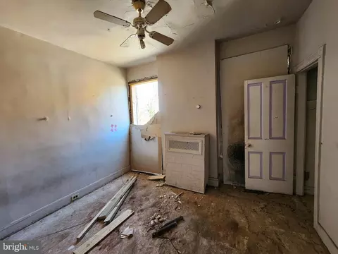 Bedroom - 1934 N Washington St, Baltimore, MD 21213 photo 1 of 1