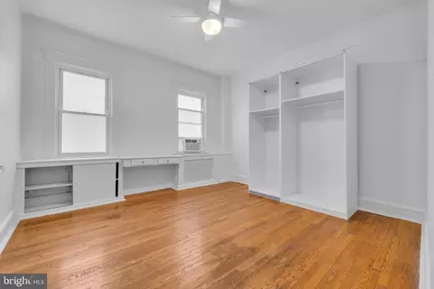 Bedroom - 2417 Eutaw Pl, Baltimore, MD 21217 photo 3 of 9
