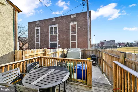 Exterior - 1401 E Lanvale St, Baltimore, MD 21213 photo 2 of 2