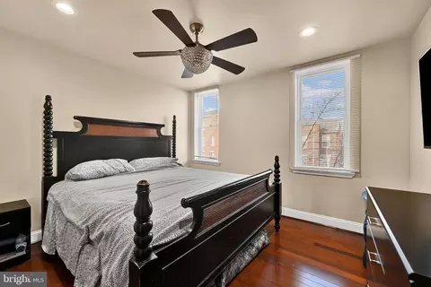 Bedroom - 1401 E Lanvale St, Baltimore, MD 21213 photo 1 of 4
