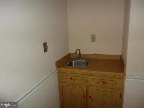 Other - 1000 Walnut Ave, Baltimore, MD 21229 photo 4 of 17