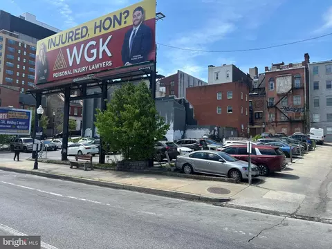 402 Saint Paul St, Baltimore, MD 21202 photo 3