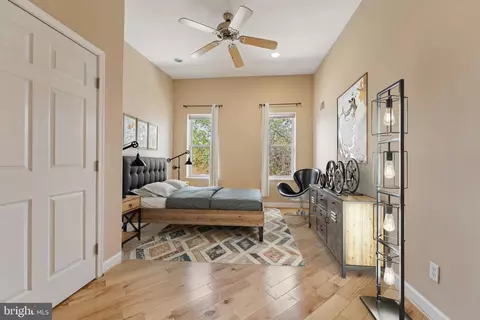 Bedroom - 341 S Macon St, Baltimore, MD 21224 photo 1 of 1