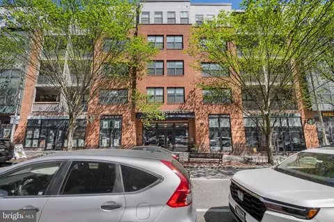 3201 Saint Paul St #124, Baltimore, MD 21218