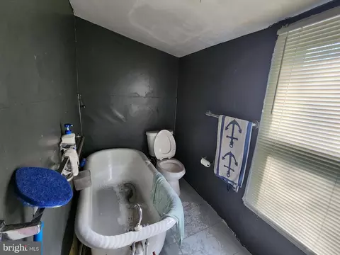Bath - 247 N Bruce St, Baltimore, MD 21223 photo 2 of 2