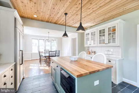 Kitchen - 106 Goodale Rd, Baltimore, MD 21212 photo 10 of 10