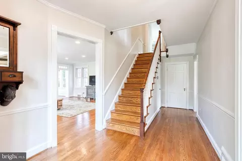 Entry Way - 106 Goodale Rd, Baltimore, MD 21212 photo 1 of 5