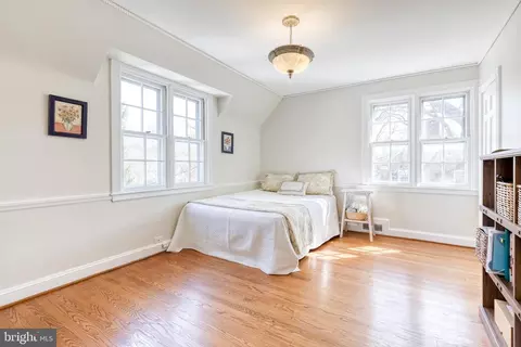 Bedroom - 106 Goodale Rd, Baltimore, MD 21212 photo 2 of 2