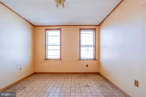 Bedroom - 38 S Curley St, Baltimore, MD 21224 photo 3 of 5