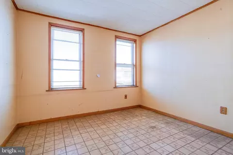 Bedroom - 38 S Curley St, Baltimore, MD 21224 photo 5 of 5