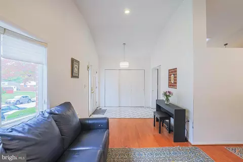 Entry Way - 5919 Winner Ave, Baltimore, MD 21215 photo 6 of 6