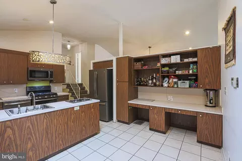 Kitchen - 5919 Winner Ave, Baltimore, MD 21215 photo 6 of 6