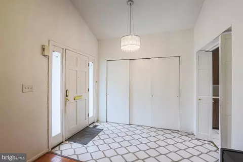 Entry Way - 5919 Winner Ave, Baltimore, MD 21215 photo 1 of 6