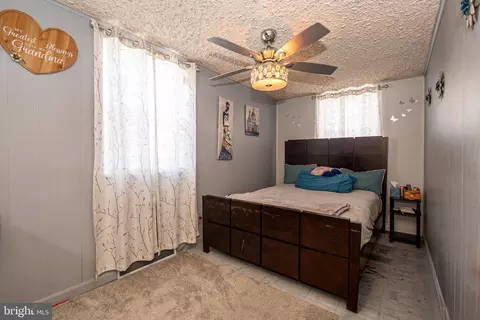 Bedroom - 2929 Mallview Rd, Baltimore, MD 21230 photo 1 of 5