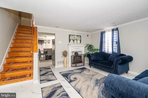 Entry Way - 2929 Mallview Rd, Baltimore, MD 21230 photo 1 of 4
