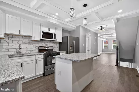 320 Pulaski St, Baltimore, MD 21223