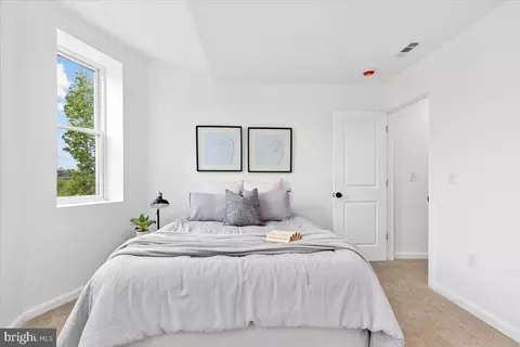 Bedroom - 822 E North Ave, Baltimore, MD 21202 photo 9 of 13