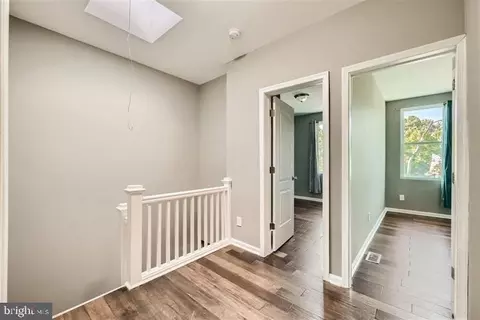 Entry Way - 3927 Boarman Ave, Baltimore, MD 21215 photo 2 of 3
