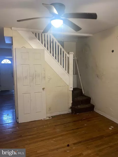 Entry Way - 302 S Payson St, Baltimore, MD 21223 photo 1 of 8