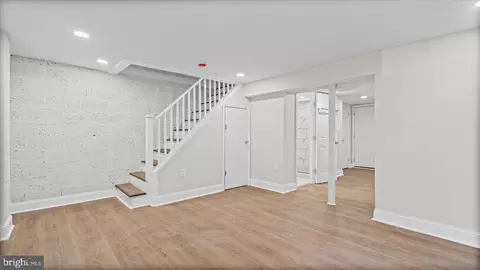 Entry Way - 3928 Grantley Rd, Baltimore, MD 21215 photo 11 of 15