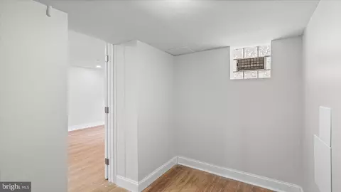 Entry Way - 3928 Grantley Rd, Baltimore, MD 21215 photo 12 of 15