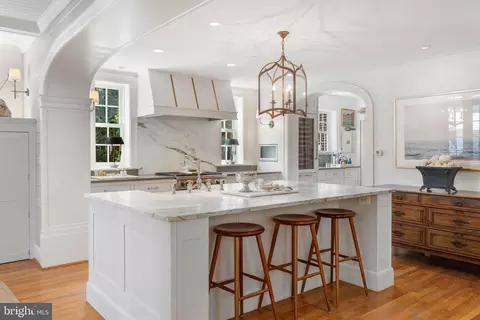 Kitchen - 216 Chancery Rd, Baltimore, MD 21218 photo 5 of 7