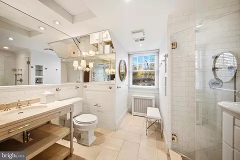 Bath - 216 Chancery Rd, Baltimore, MD 21218 photo 1 of 1