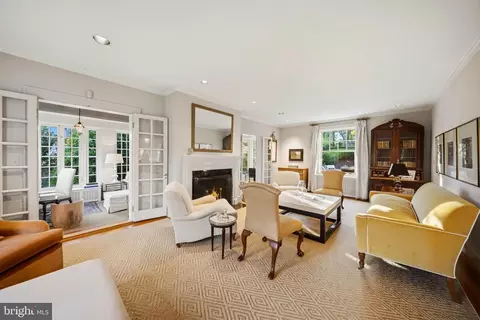 Living - 216 Chancery Rd, Baltimore, MD 21218 photo 2 of 6