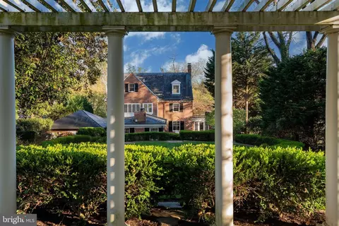Exterior - 216 Chancery Rd, Baltimore, MD 21218 photo 9 of 18