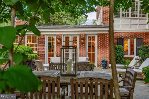 Exterior - 216 Chancery Rd, Baltimore, MD 21218 photo 6 of 18