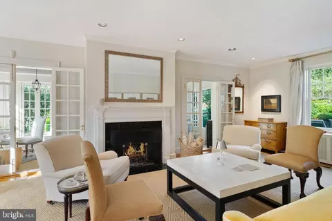 Living - 216 Chancery Rd, Baltimore, MD 21218 photo 5 of 6