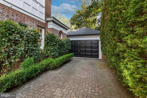 Exterior - 216 Chancery Rd, Baltimore, MD 21218 photo 11 of 18