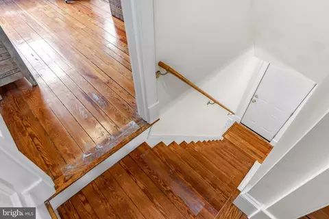 Entry Way - 3368 Hickory Ave, Baltimore, MD 21211 photo 4 of 7