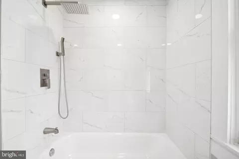 Bath - 3814 Walnut Ave, Baltimore, MD 21206 photo 2 of 2