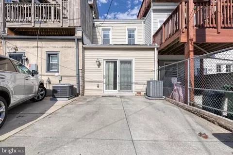 Exterior - 263 S East Ave, Baltimore, MD 21224 photo 3 of 4