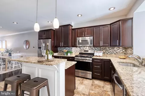 Kitchen - 263 S East Ave, Baltimore, MD 21224 photo 3 of 5