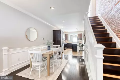 Entry Way - 263 S East Ave, Baltimore, MD 21224 photo 3 of 7