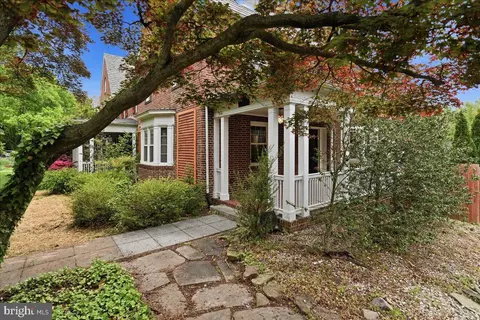 532 W University Pkwy, Baltimore, MD 21210